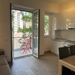 https://il-silenzio-a-milano.italymilanhotels.net