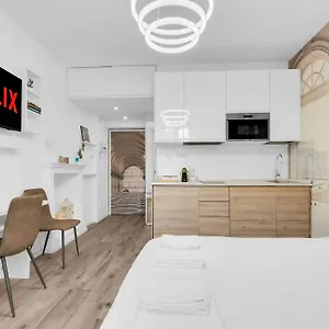 https://suite-marghera-central-metro-wifi-shopping.italymilanhotels.net